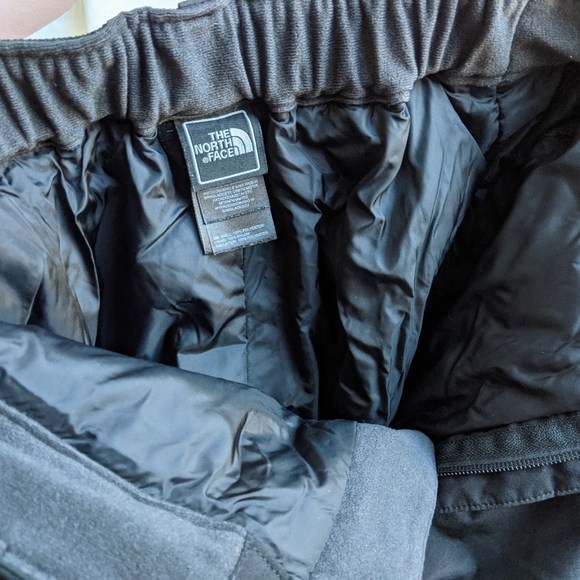 Like New The North Face unisex insulated snow pants size L 14-16 - Picture 11 of 12